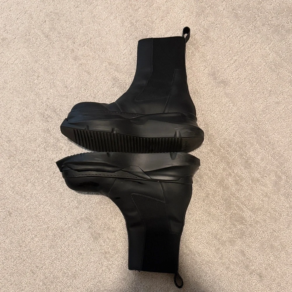 Rick Owen’s Chunky Black Platform Boots Beetle Abstract Boots (Worn Once) - Picture 4 of 7